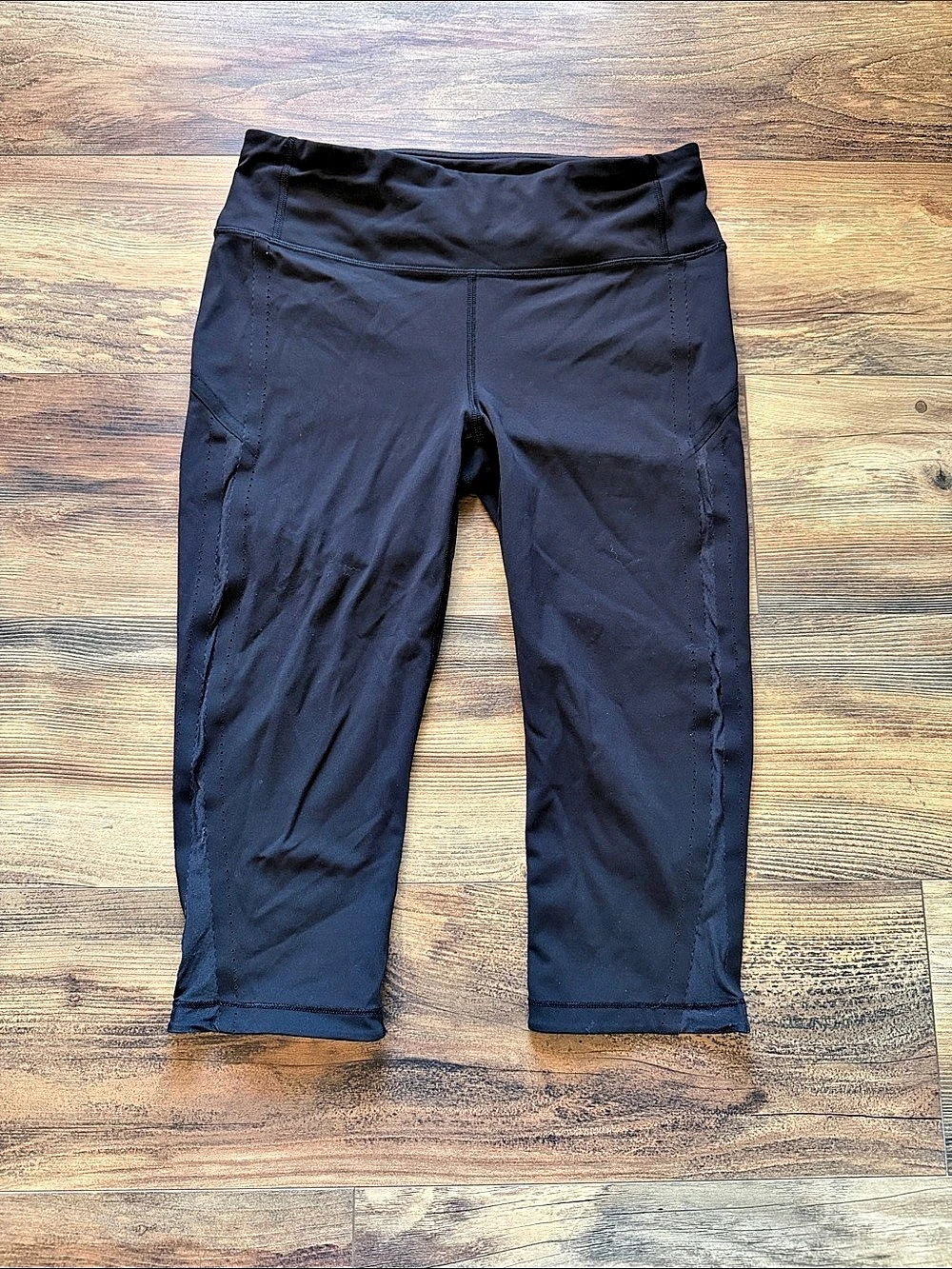 lululemon Smooth Stride Crop Black Leggings Size 8